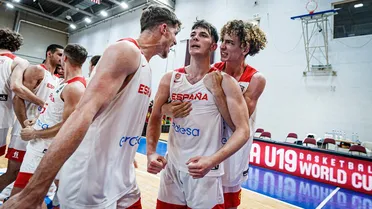#FIBAU19 (J2): Rubén Domínguez y la defensa dan la victoria a España