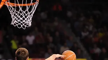 El campeón Baskonia comienza a planificar su futuro con las primeras bajas: English, Palacio y Golubovic no seguirán