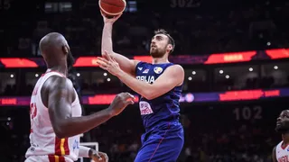 Nikola Milutinov no jugará los dos primeros partidos del Eurobasket con Serbia