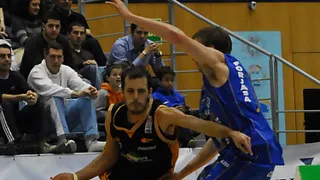 Marc Blanch renueva por dos años en Bàsquet Mallorca