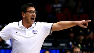 Katsikaris: “Sólo por la afición que los apoya a muerte, Bilbao merece un equipo en ACB”