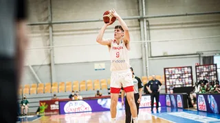 #FIBAU19 Resumen: Rubén Domínguez hace 9/9 en tiros y jugará cuartos ante Canadá