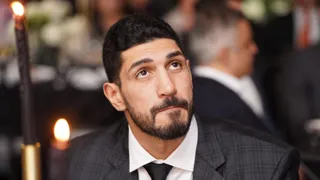 El FBI toma el caso de Enes Kaner Freedom y la recompensa por su cabeza