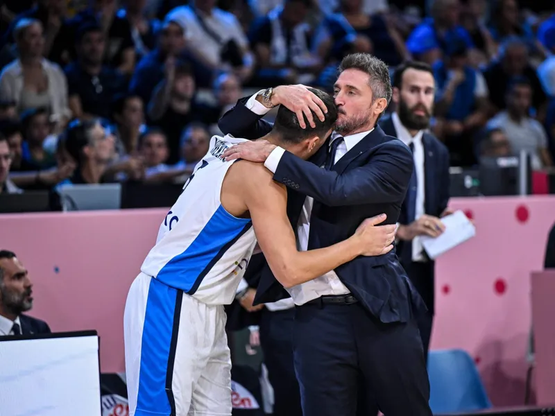 Así es Pozzecco, el técnico italiano que puede desquiciar a España en Eurobasket