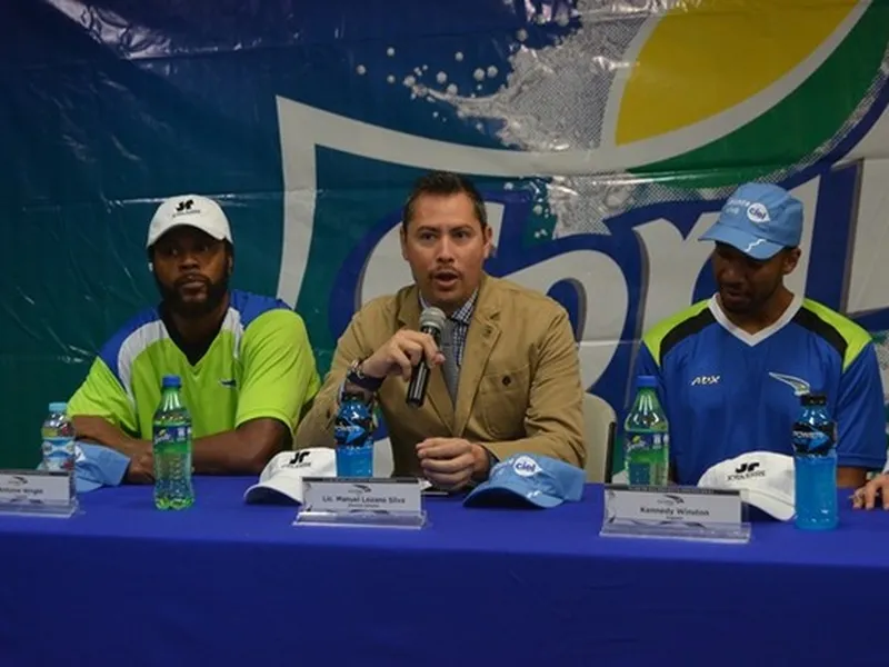 Latinoamérica: Habemus Súper 8 en Argentina, Piratas resiste y Antoine Wright a Xalapa
