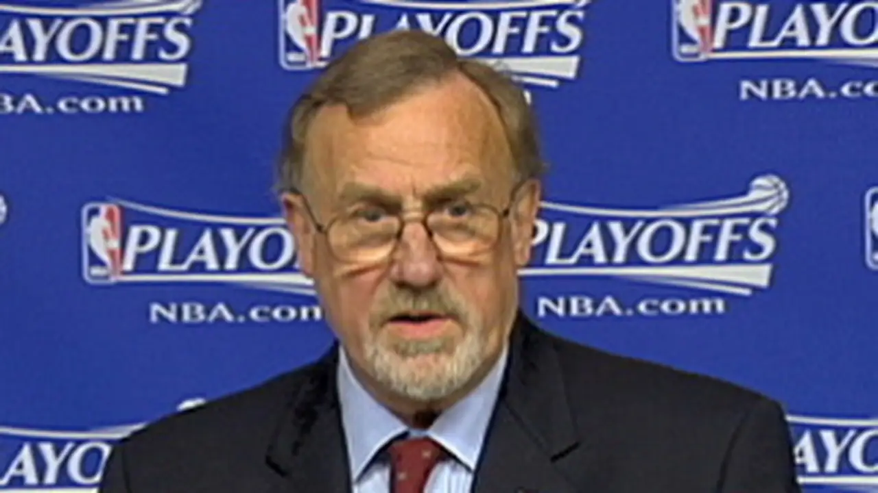 Bailando con Lobos: David Kahn busca reemplazo para Kurt Rambis