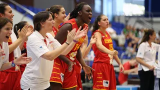 #U18F Segunda fase (J2): Victoria en otra prórroga y a por el liderato vs Francia (67-68)