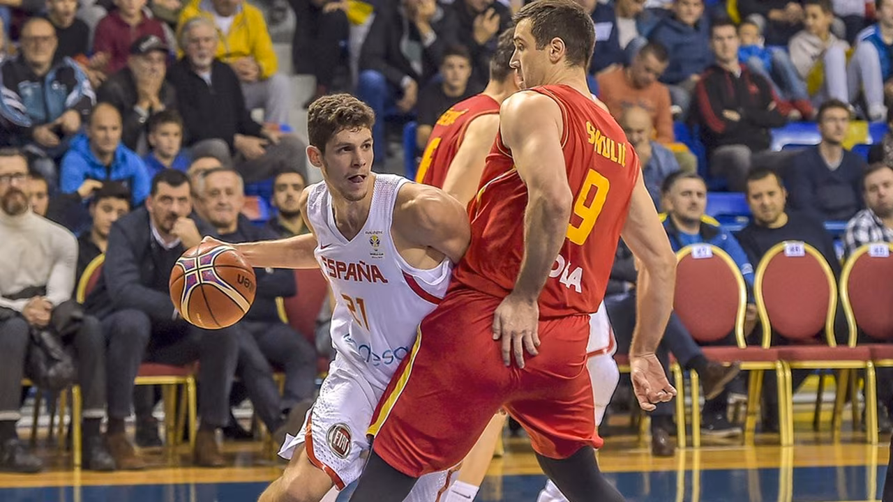 Paulí y Vicedo cimentan la victoria española frente a Montenegro (66-79)