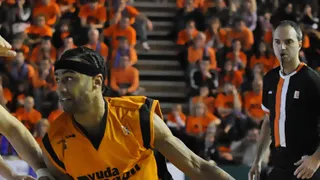 Gerald Fitch, MVP de la Jornada en Turquía con Aliaga, que ficha a ¡Kambala! Otros viejos conocidos de la ACB como Jan Jagla o Shammond Williams también recalan en la TBL