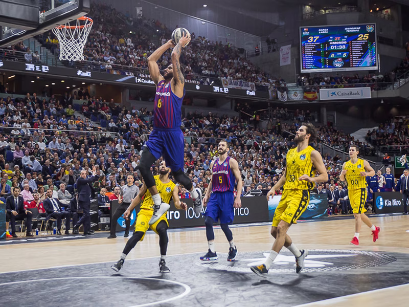 Se quedó a las puertas de la remontada Iberostar ante un Barça más solvente (92-86)