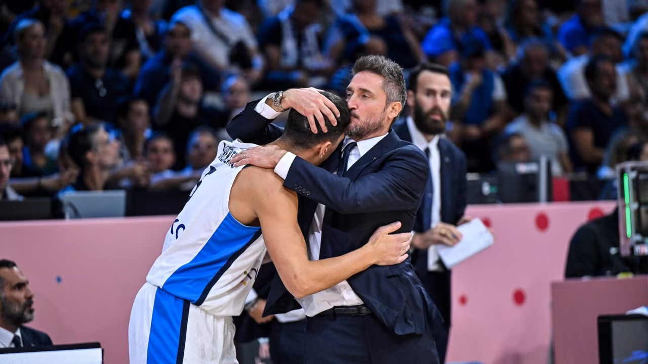 Así es Pozzecco, el técnico italiano que puede desquiciar a España en Eurobasket