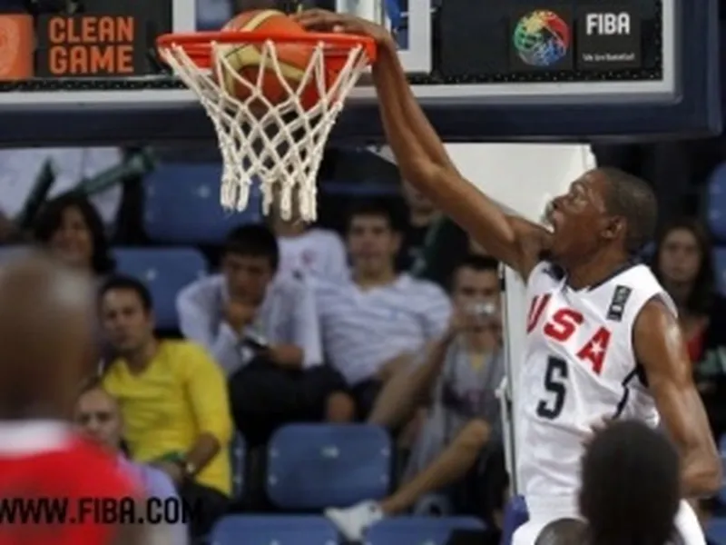 Mundobasket 2010: Festival anotador de Estados Unidos (121-66)