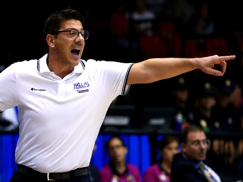 Katsikaris: “Sólo por la afición que los apoya a muerte, Bilbao merece un equipo en ACB”