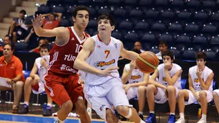 Eurobasket U16: España supera en un partido muy completo a Turquía (65-54) y se batirá en semifinales ante la Croacia de Mario Hezonja