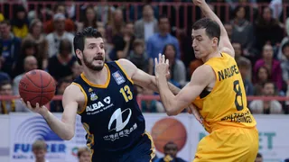 Berlín sigue invicto. Raymar Morgan (37 val) en una jornada de finales apretados