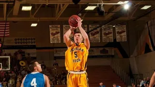 Ben Stelzer apunta a Basket Coruña