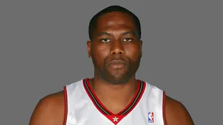 Plaga de lesiones en la NBA: Elton Brand podría perderse toda la temporada.