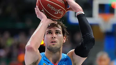 Carl English: “Espero tener equipo en enero”