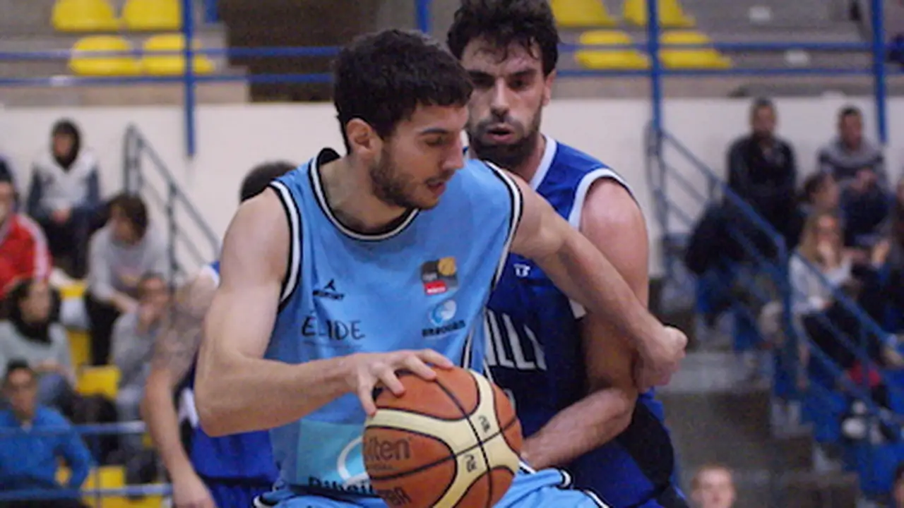Adrián Laso, refuerzo para la pintura de Melilla
