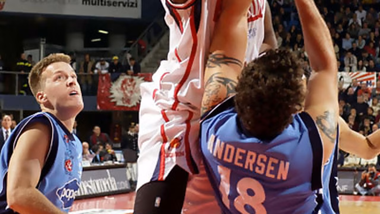 El RICOH Manresa incorpora a Rodney Elliott