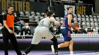 El Real Madrid respira en otro final de infarto ante ASVEL (71-74)