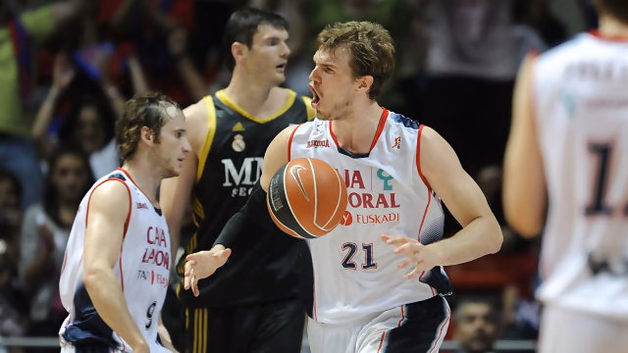 El futuro de Splitter, ¿más cerca de San Antonio?