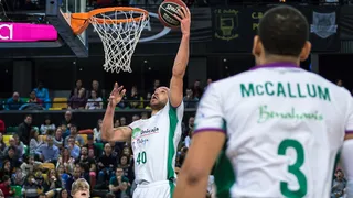 Unicaja Málaga: fin a un lustro con Joan Plaza, llega Luis Casimiro