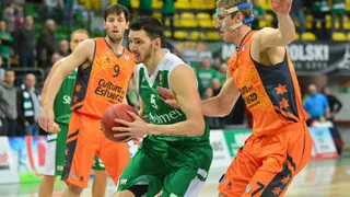 #Last32 Bilbao, congelado en Novgorod. Valencia se complica la vida. Batista, devastador