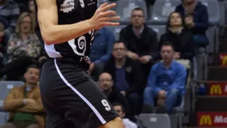 Álex Llorca, trabajo y calidad para el perímetro del Breogán