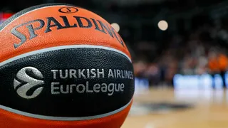 Resultados de hoy viernes en Euroliga: definidos los playoffs