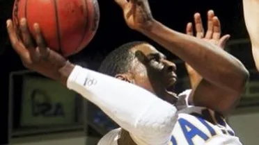 Ridge McKeither se estrenará profesionalmente con Melilla Baloncesto