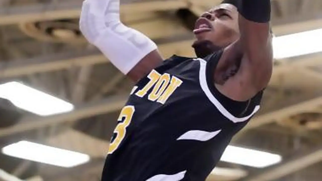 Scouting <i>Top</i> jugadores 2012 de HS en USA: Las estrellas Shabazz Muhammad y Noel aun no deciden Universidad