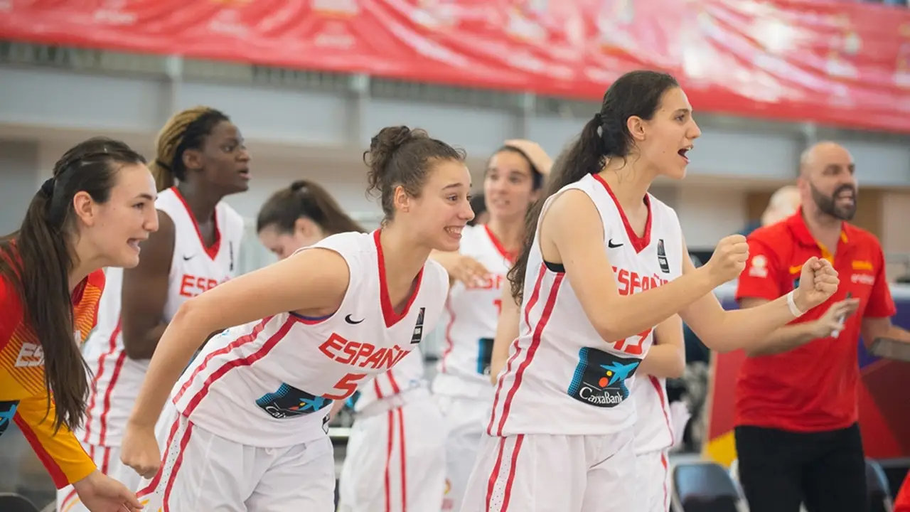 #U17F España tira de orgullo y se jugará el 5º puesto ante la República Checa (72-75)
