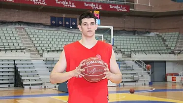 Aleksandar Marelja llega a Murcia en la semana más polémica de Marcus Lewis