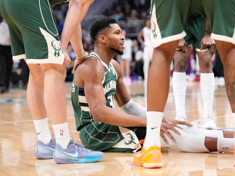 “No tenemos química”: Giannis Antetokounmpo se desespera en Milwaukee