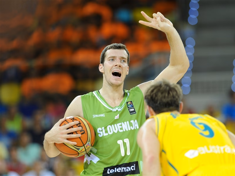 Grupo D: (J1) México apunta alto a pesar de perder. Dragic y Motiejunas, protagonistas