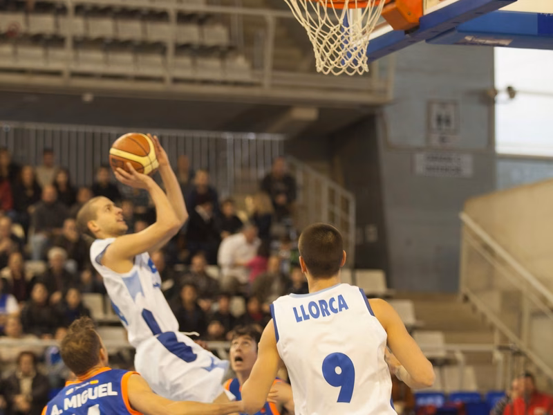 Adecco Oro J17: Burgos necesita prórroga para ganar. Sàbat, Otegui y Diouf comparten MVP
