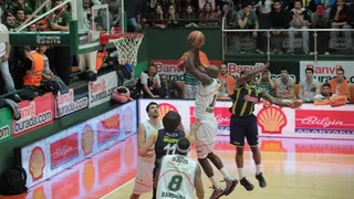 Itoudis le gana la partida a su maestro Obradovic y Banvit, más líder. Jack Cooley, MVP