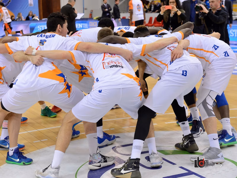 Pro A (J18) – Caen los líderes; Chalon se exhibe; dos brutales alley-oops; Booker, MVP