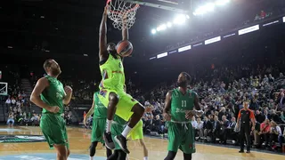 El Barça Lassa reacciona a tiempo para lograr la victoria ante Darussafaka (71-79)