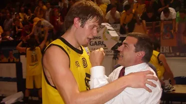 LEB Oro J.6 (y III): El triunfo de Socas Canarias ante CAI lo devuelve a un líderato compartido con Burgos y Melilla. Girona pierde y Ourense reacciona. Levi Rost MVP (+35)