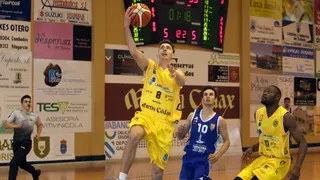 Adrián Chapela: “Ninguno nos imaginábamos un final de liga jugándonos un ascenso”