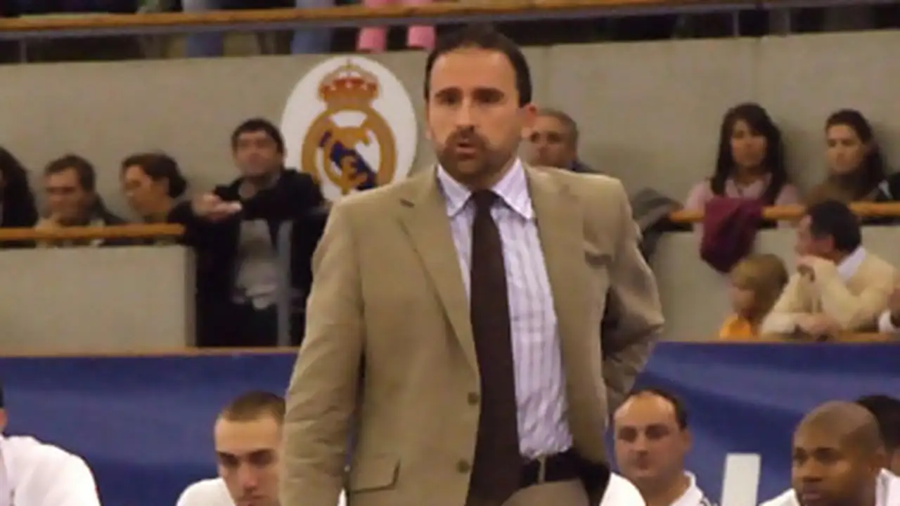 La frialdad vuelve a ser la aliada del Real Madrid en Vitoria