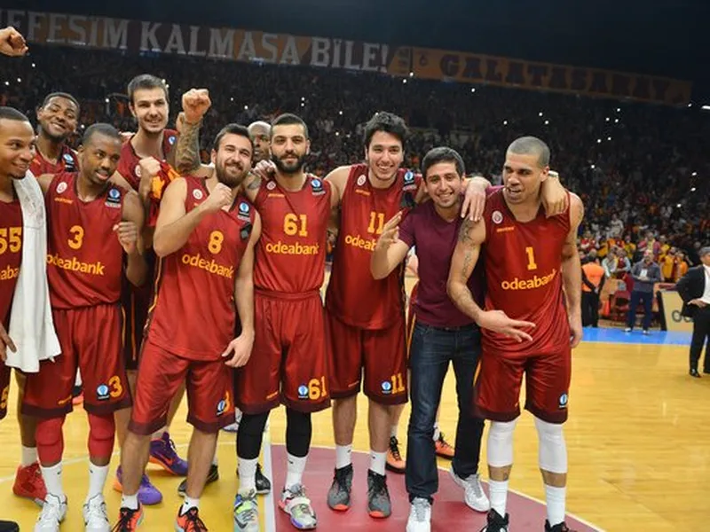 El infierno turco sigue oliendo a azufre; Galatasaray, semifinalistas de #Eurocup