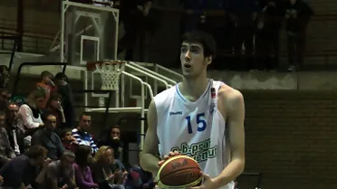 Albert Homs está de vuelta: el catalán entre los mejores jugadores de la Adecco Plata