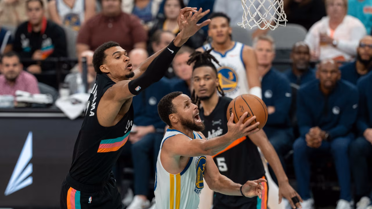 “No tiene ningún sentido”: Stephen Curry no se muerde la lengua sobre Victor Wembanyama