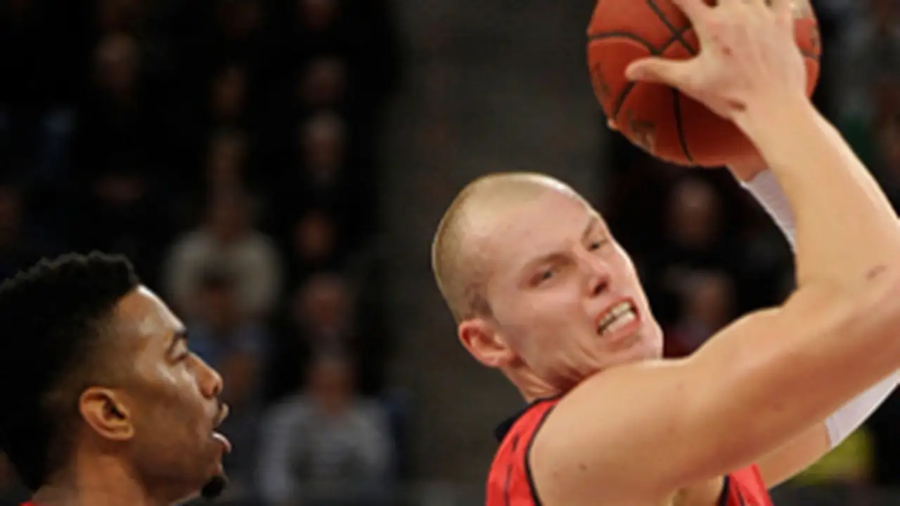 Euroleague Top 16  J3 (jueves): Caja Laboral arrasa, Gist se venga de Unicaja, Nachbar se exhibe pero no es suficiente y Fenerbahçe se hunde