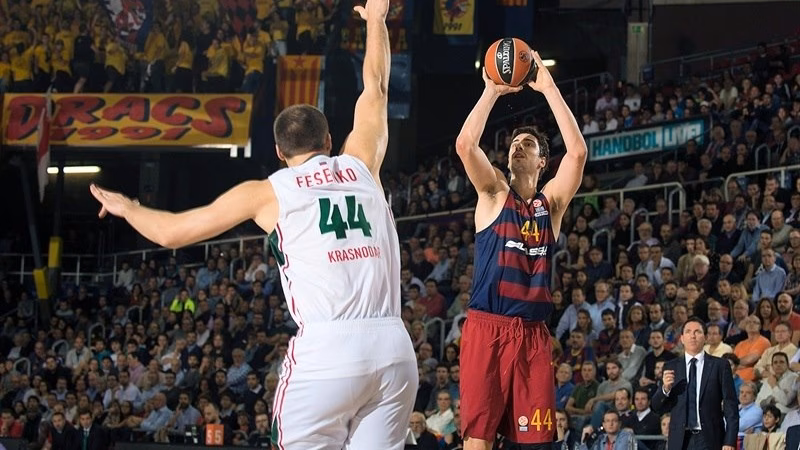 Un robo de Satoransky evita que Kuban pudiera tener bola de partido en el Palau (72-68)
