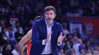 El cabreo de Mumbrú. Vídeo del Baskonia hasta la madrugada