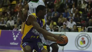 La otra estadística en la Liga Endesa, más/menos de la J7: Hervé Touré, el mejor. Los jugadores de Cajasol arrasan en positivo. Markovic/San Miguel, las dos caras de la moneda